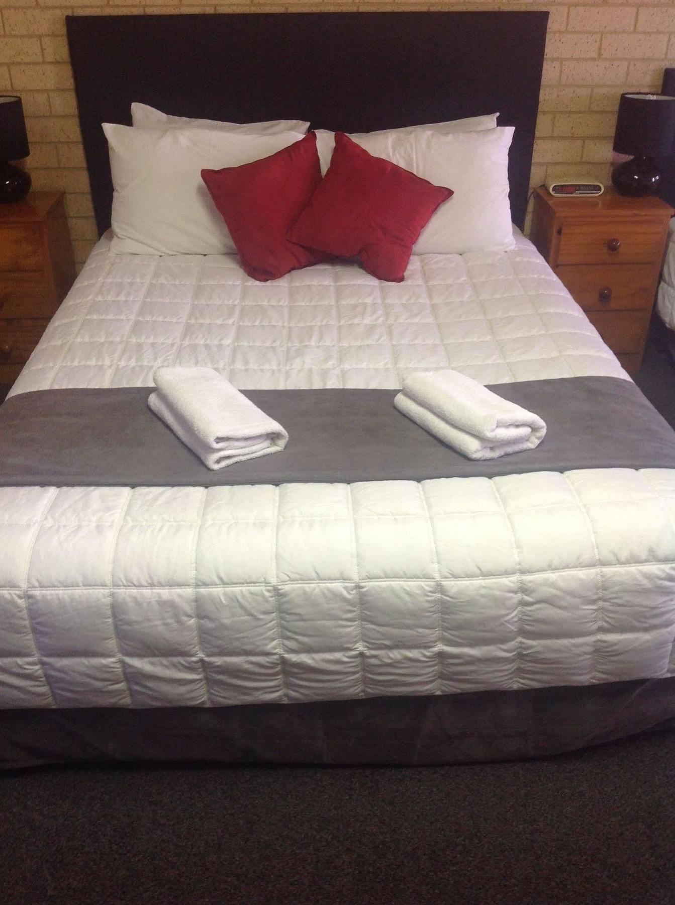 Avlon Gardens Motel 3*